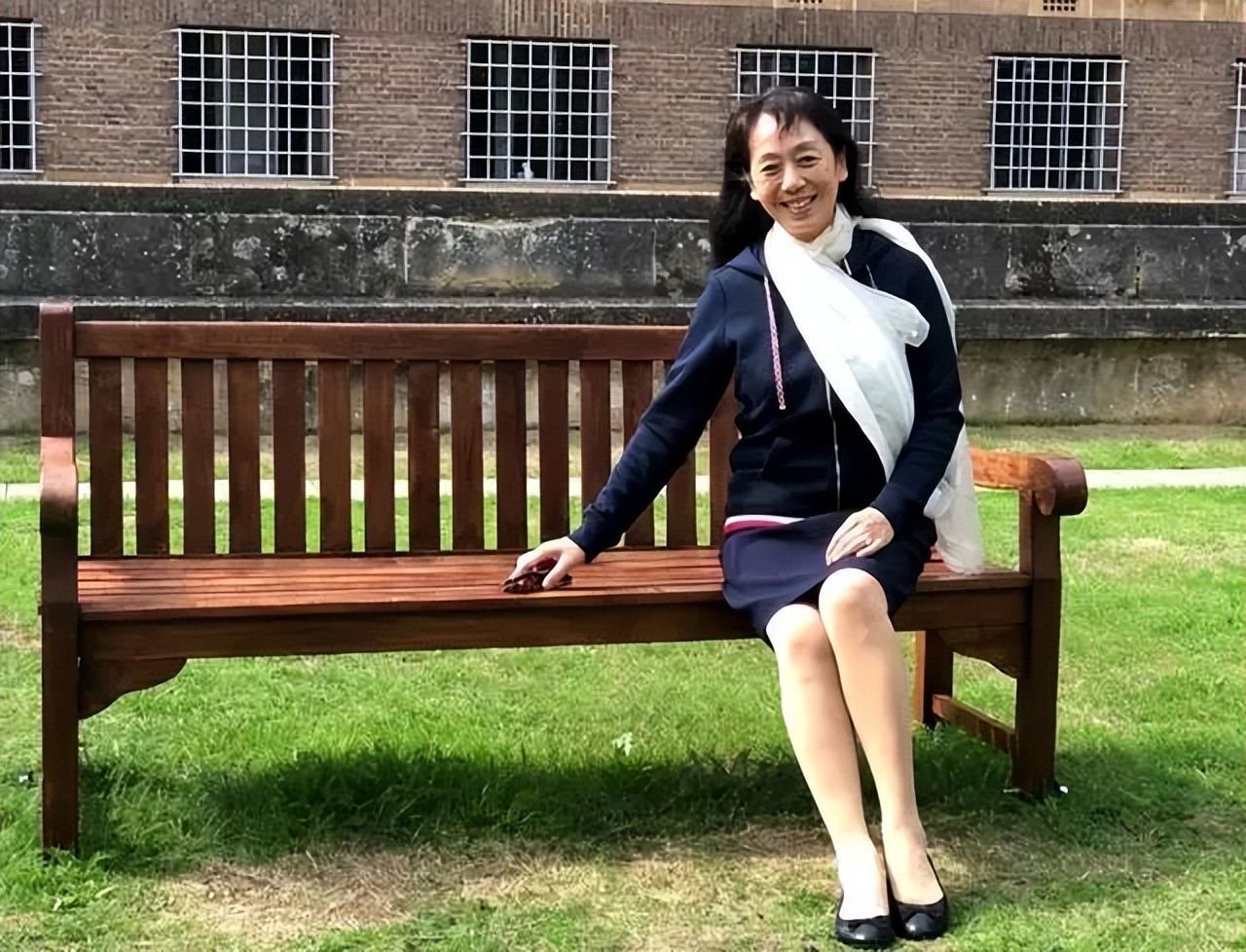 马云陪老婆逛街视频,马云和秘书的对话全过程