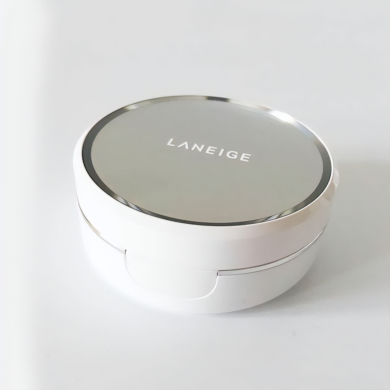 好用的粉底液保湿提亮网红,自然裸妆水感透白bb霜粉底液测评