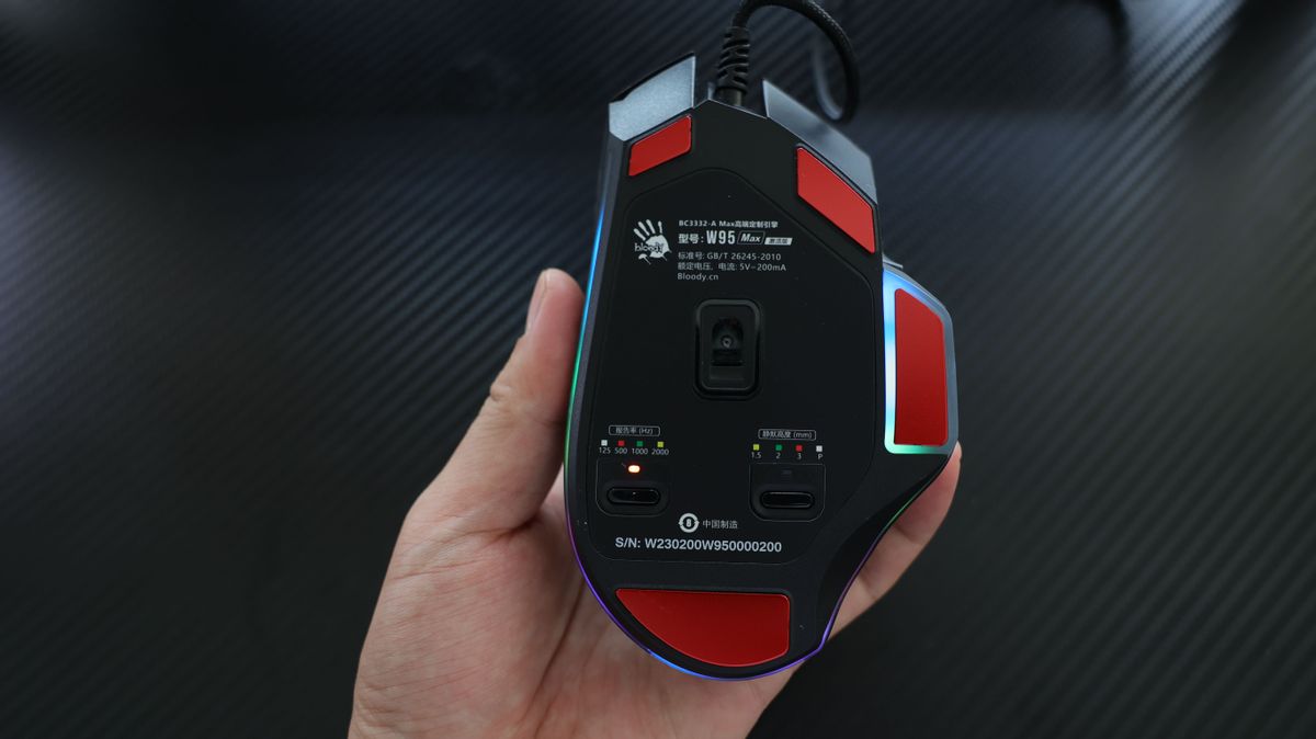 血手幽灵鼠标v8max测评,血手幽灵w95max