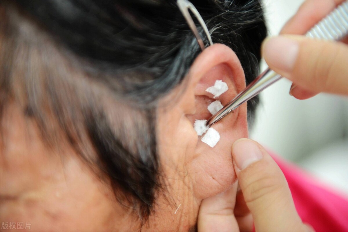 如何给孩子普及近视防控知识,400度的近视怎么样防控儿童近视