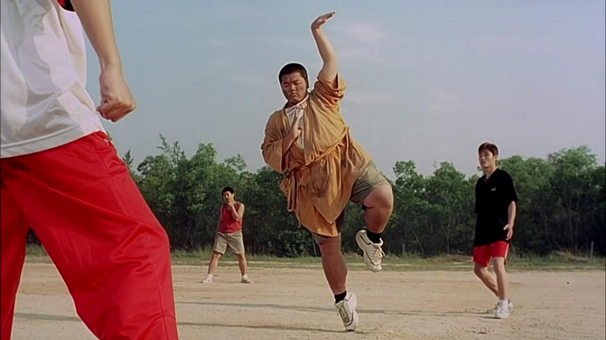 周星驰《少林足球》电影,少林足球周星驰电影中的经典致敬