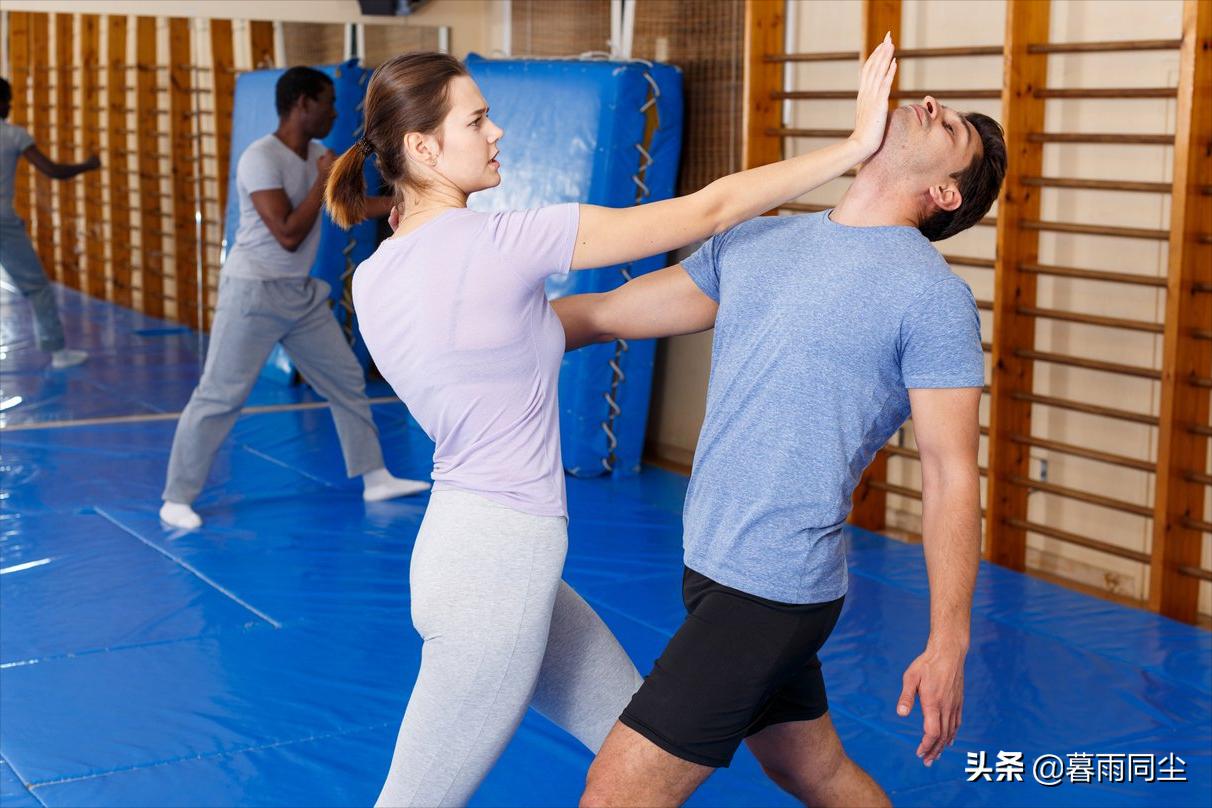 所有女人必须知道的十条法律,遇到唐山打人情况怎么自卫