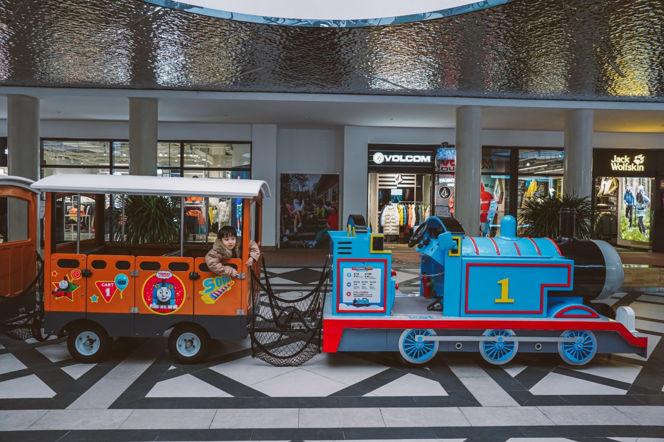 上海佛罗伦萨小镇儿童攻略,上海佛罗伦萨小镇最全购物攻略