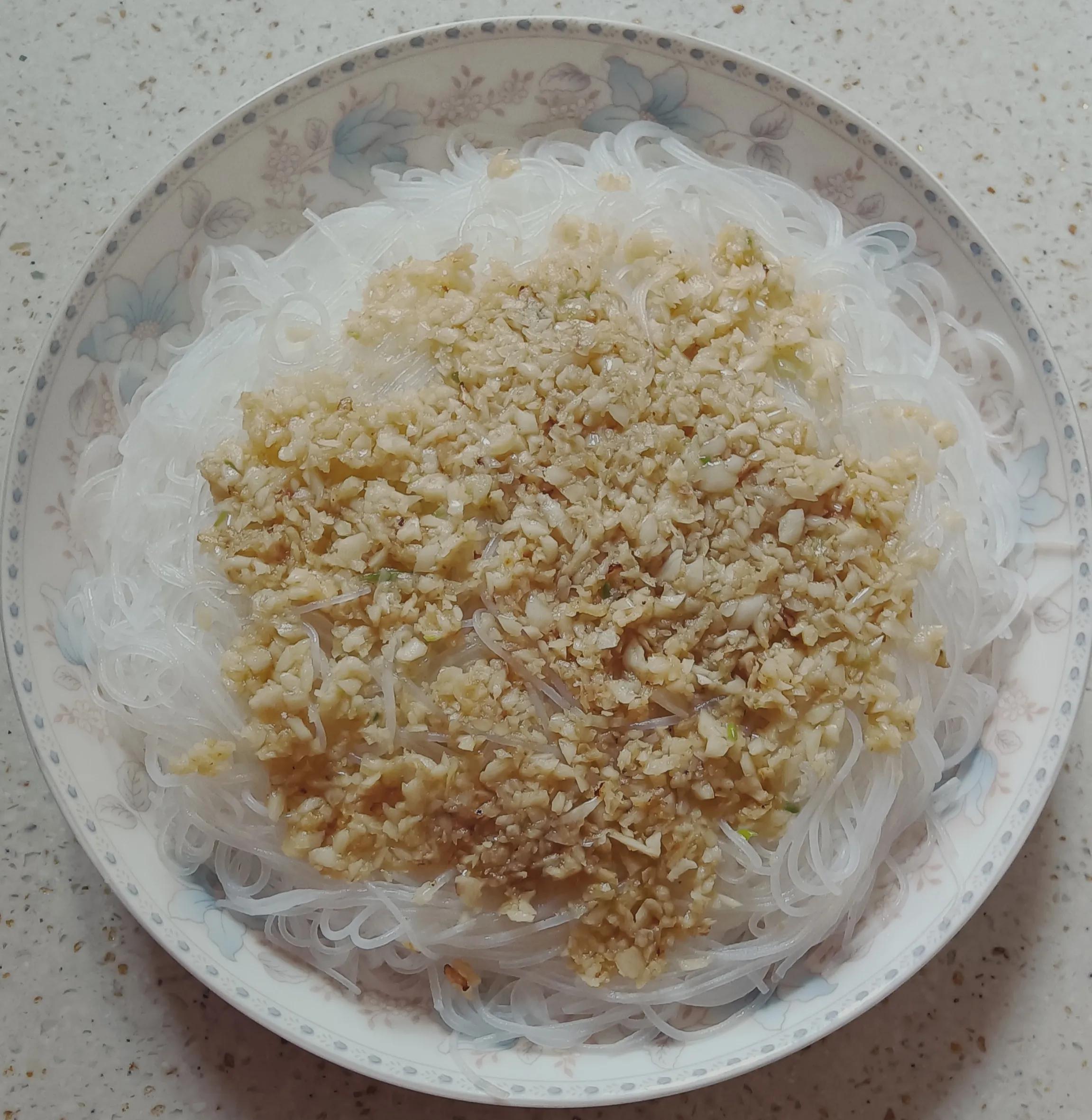 蒜蓉粉丝扇贝空气炸锅,扇贝蒜蓉粉丝家常做法