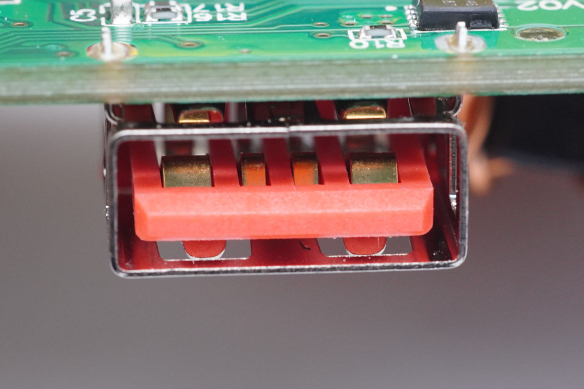 续航能力强的笔记本5000内,拆解羽博22.5瓦10000毫安充电宝