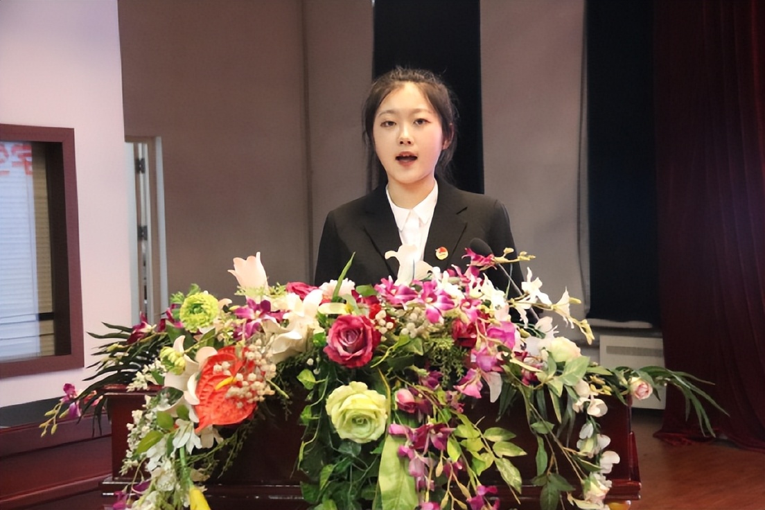 龙中医举办2021年度“青马工程”大学生骨干培训班结业仪式