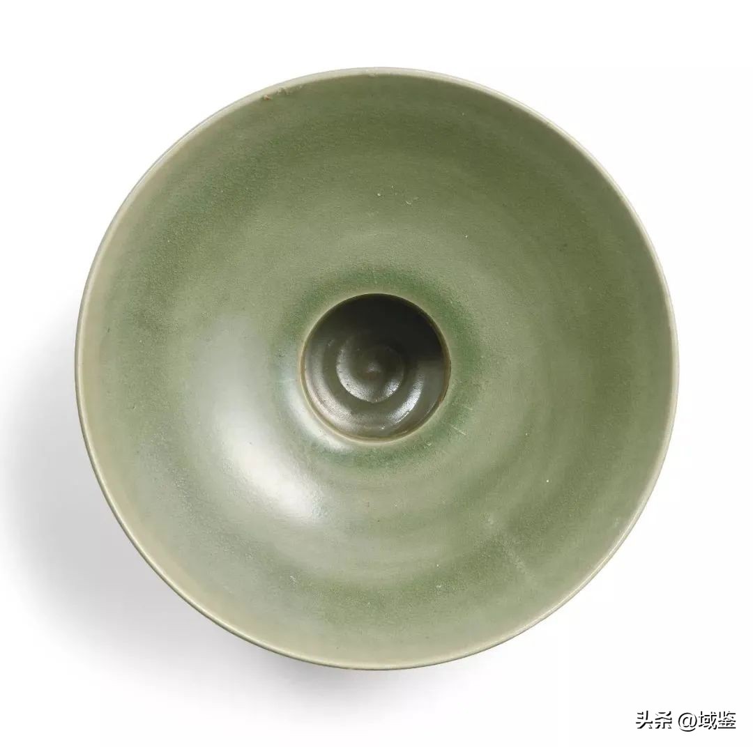 一个痰盂拍卖1亿,一只痰盂上了外国拍卖会