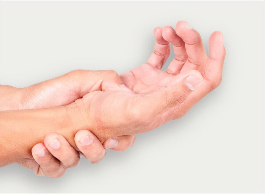 更年期女性手指腱鞘炎,女性绝经易患屈指腱鞘炎吗