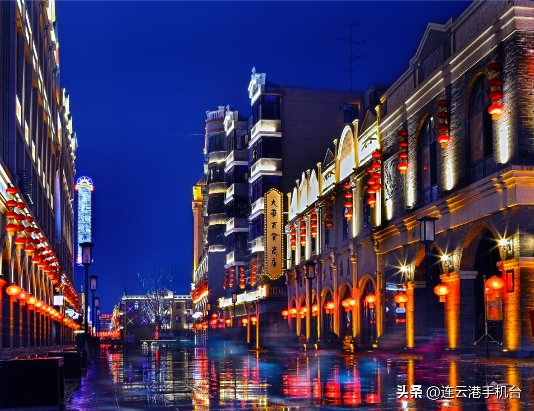 辞旧迎新烟火气照人间举杯敬此年,人间烟火气辞旧迎新时举杯庆团圆