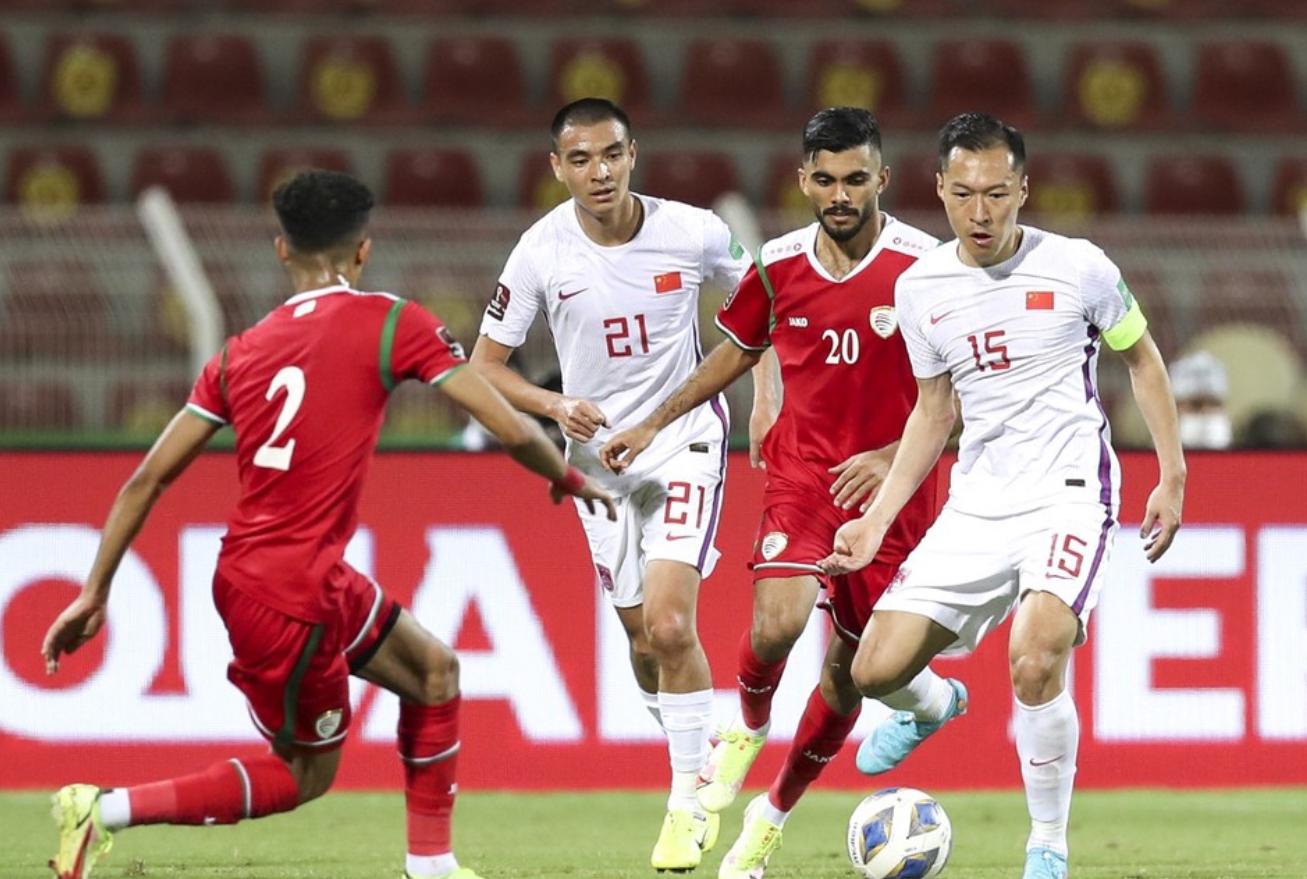 国足战败李霄鹏道歉,国足10大失利