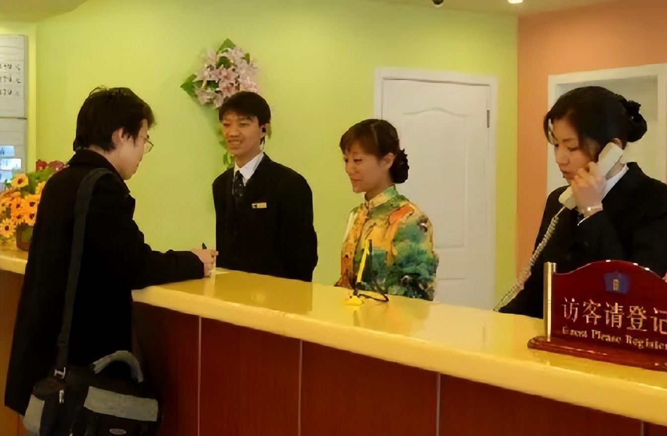 宾馆生意赚钱模式,做宾馆住宿业一年可以赚多少钱