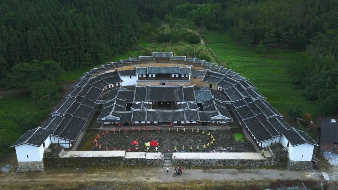 定格美好瞬间校园摄影大赛,2021年定格最美瞬间摄影大赛