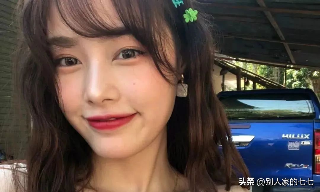 女人暗恋你才会有这5个行为表现,女人暗恋你才会有的表现