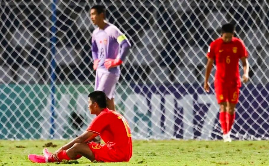 国足巅峰时刻杨晨,鼠目寸光不战而胜