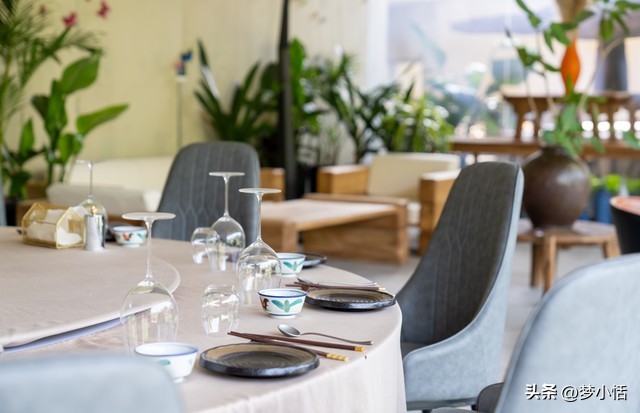 50岁生日，儿子送我1.2万生日礼物，五星酒店3桌，我却觉得心寒