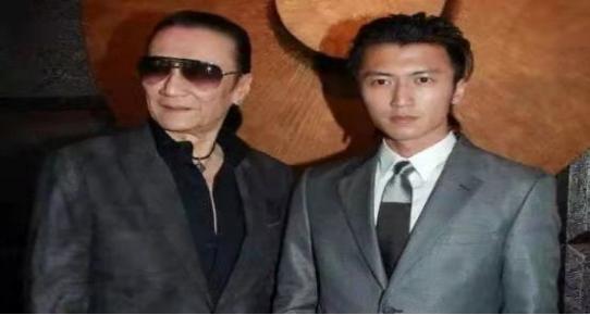 coco被谢贤养了12年期间给过什么,coco被大49岁的谢贤宠爱12年