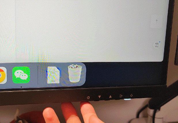 白天生产力晚上爱奇艺，八千字教你打造一键切换主题桌面