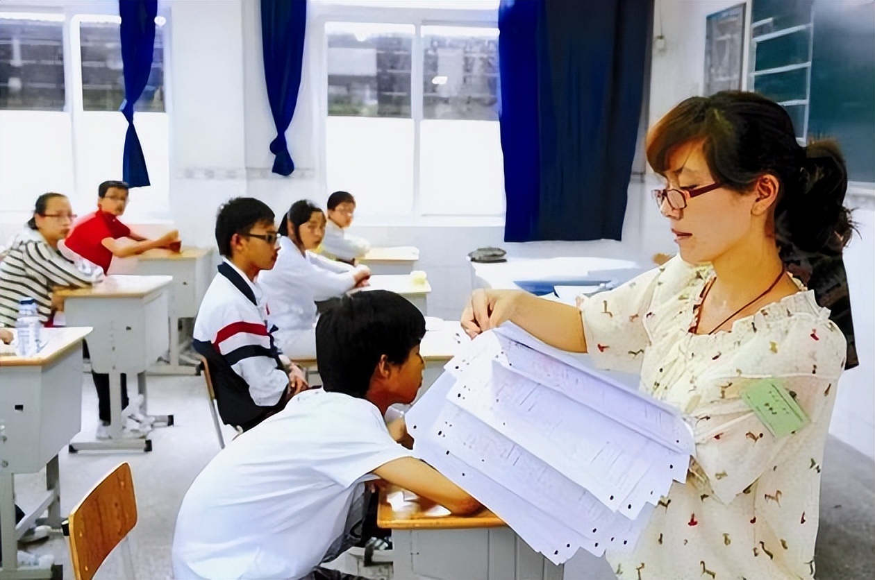 文科和理科哪个更需要思考,如何正确地看待文科和理科