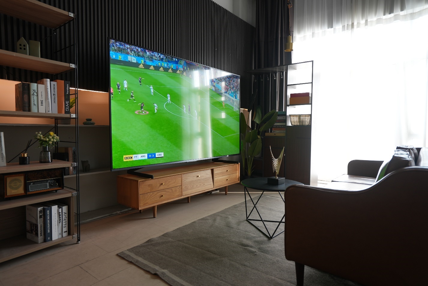 海信电视100寸效果图,家里有个影院