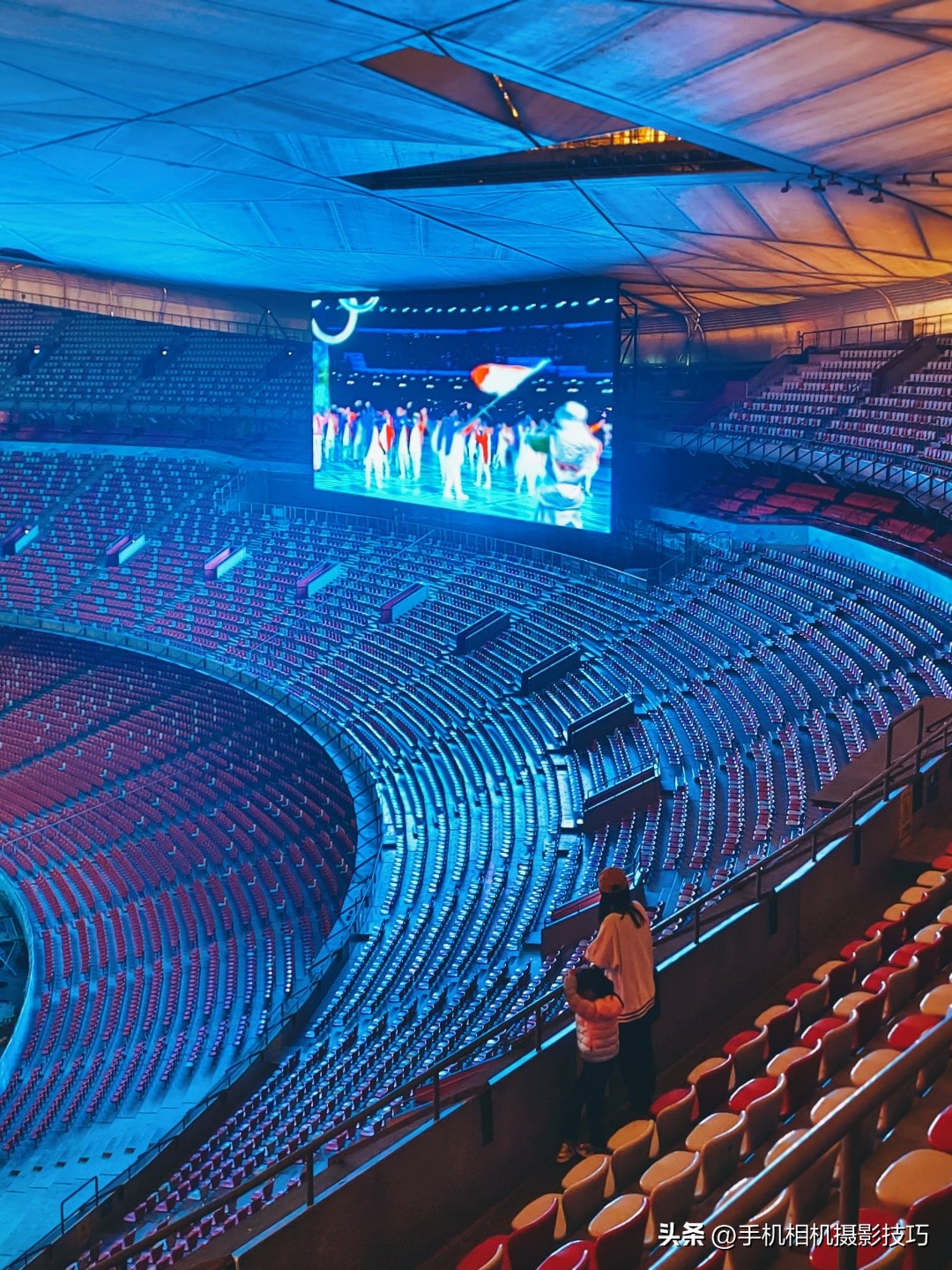 拍照用什么拍摄技巧比较好,拍照时怎么用光影和色彩