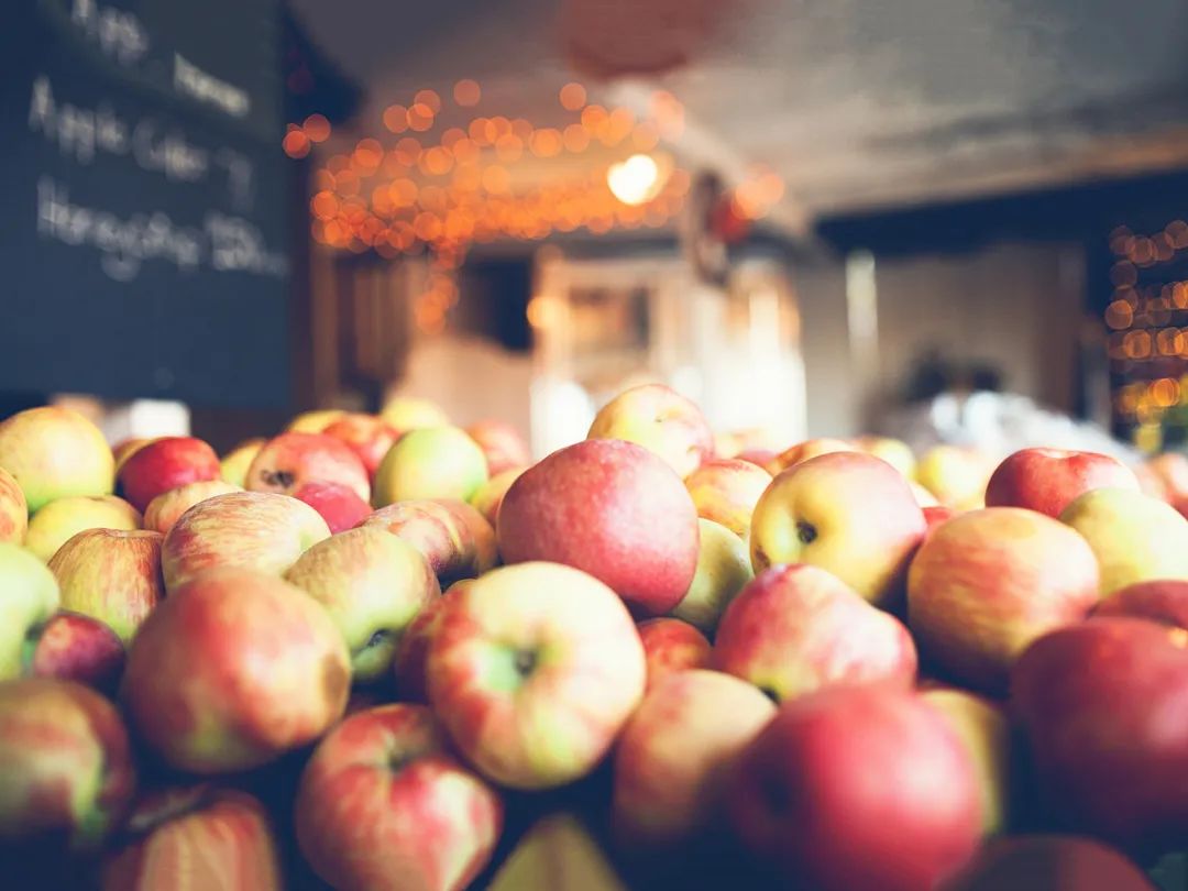 立秋养肺润燥,京城提醒立秋养肺润燥为先