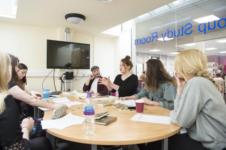 英国留学研究生申请条件费用多少,英国硕士申请英国博士好申请吗