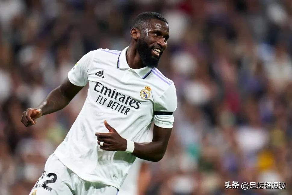 足坛十大外援,足坛前十中卫