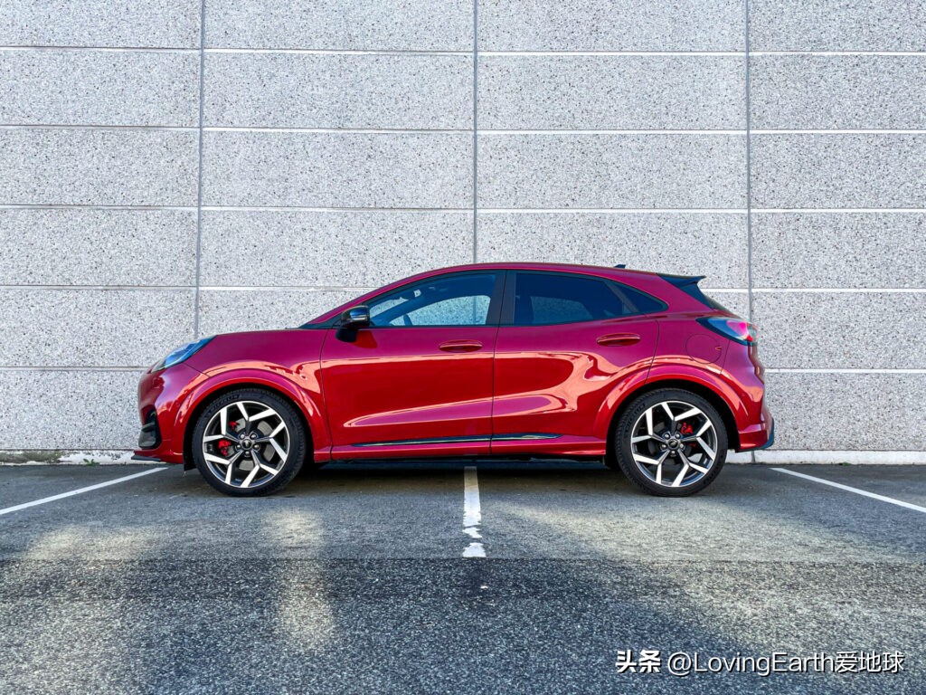 福特和大众polo哪款好,22款大众pologti