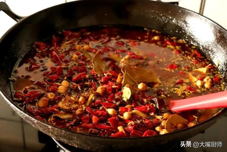 块状火锅底料和液体区别,火锅底料买划算还是炒划算