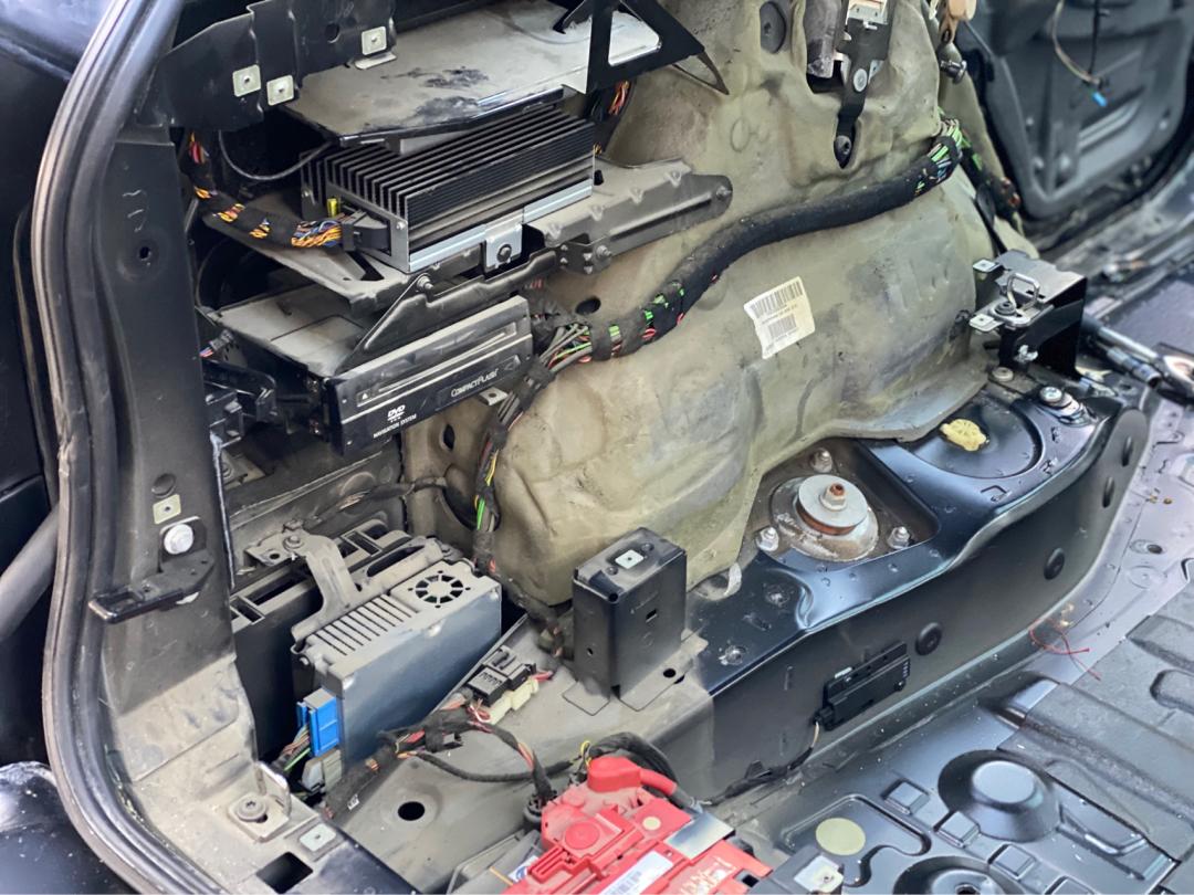 翻新整备一台老x5,翻新08年x5