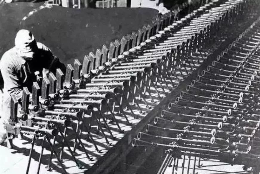 美国教科书中的日本侵华战争,日本侵华战争是美国指使的吗