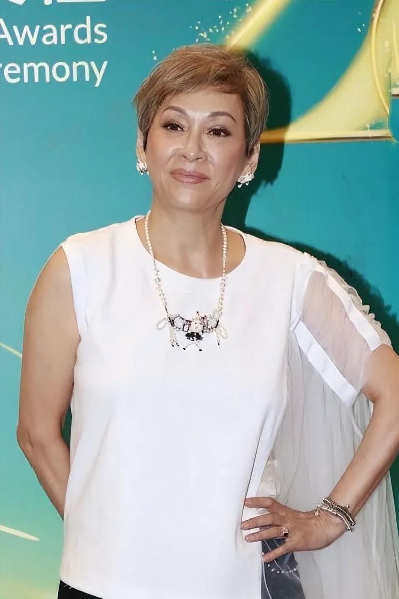 周润发前妻晒照,周润发前妻太时髦