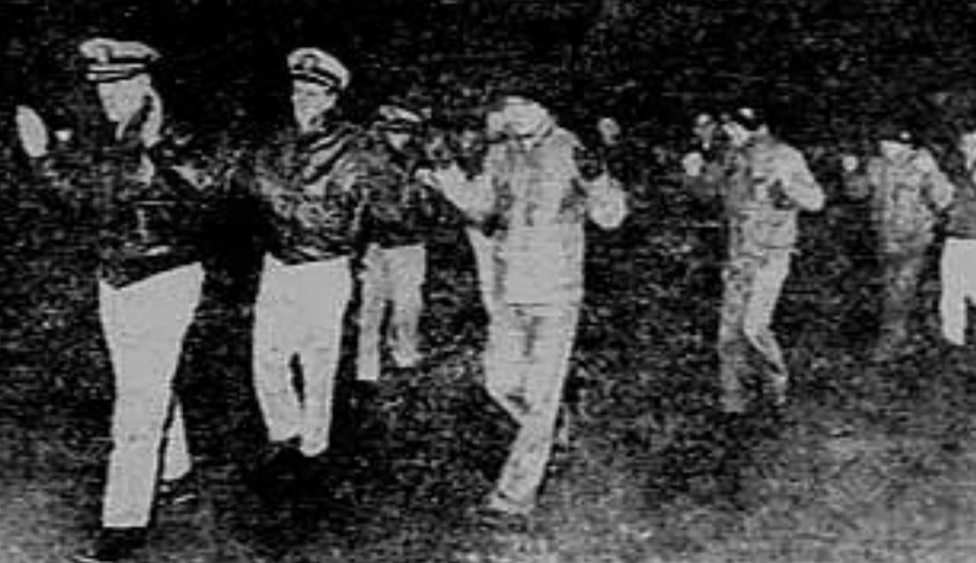 朝鲜扣押美国舰船，美军出动百架战机进逼，最后为何却选择道歉