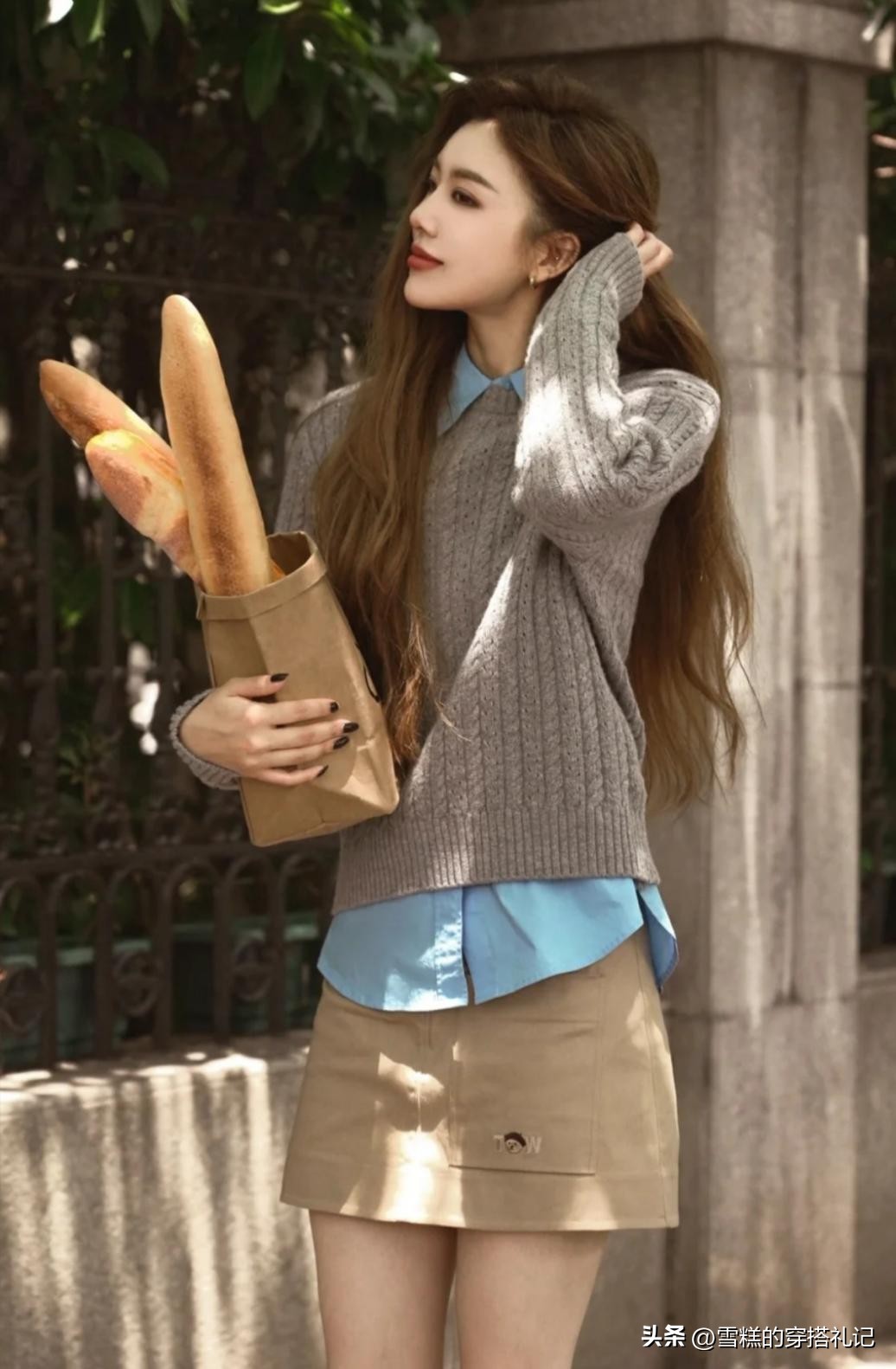 毛衣宽松慵懒风配小脚裤配靴子,搭配裙子裤子都好看的冬季鞋子