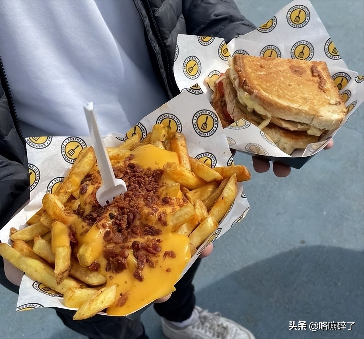 球场吃美食,在球场吃美食