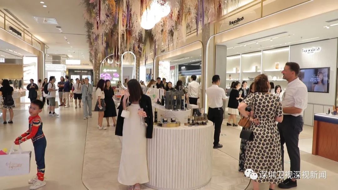 “首店”领衔消费盛宴！深圳暑期真“热”