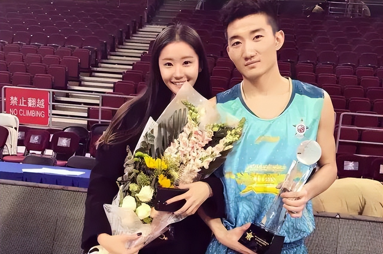 郭艾伦潘玮柏篮球,邓超郭艾伦完整视频