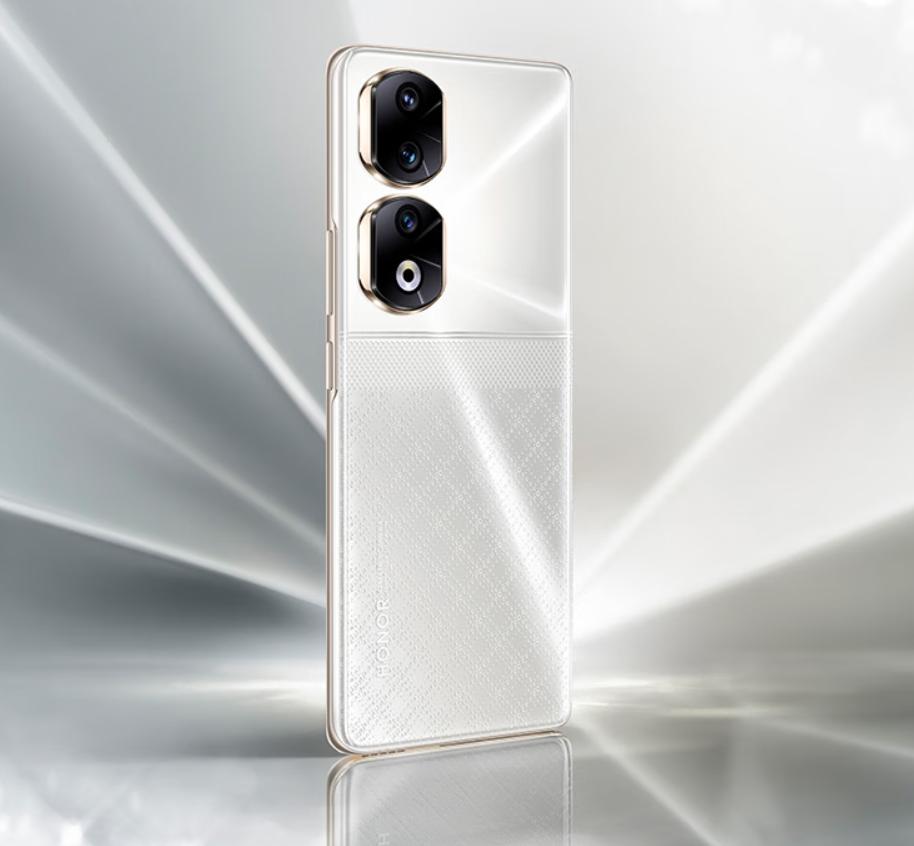 学生值得入手的低价高配机,学生党换机指南这4款性价比高