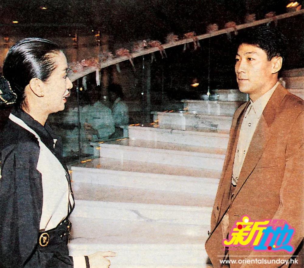 梅艳芳怎么走出失恋,梅艳芳漫步人生路