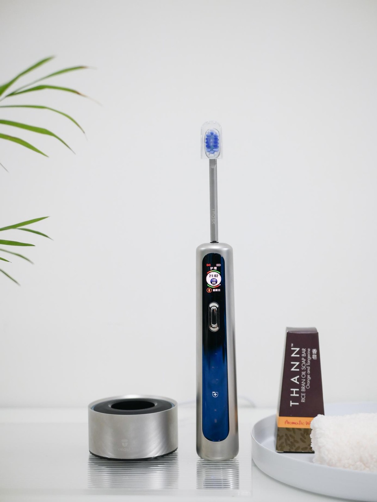 mcomb电动牙刷和usmile电动牙刷,目前哪个牌子的电动牙刷比较好