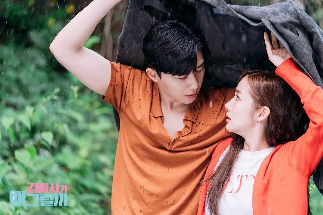 20多年了，这个姿势还是撩妹必杀技