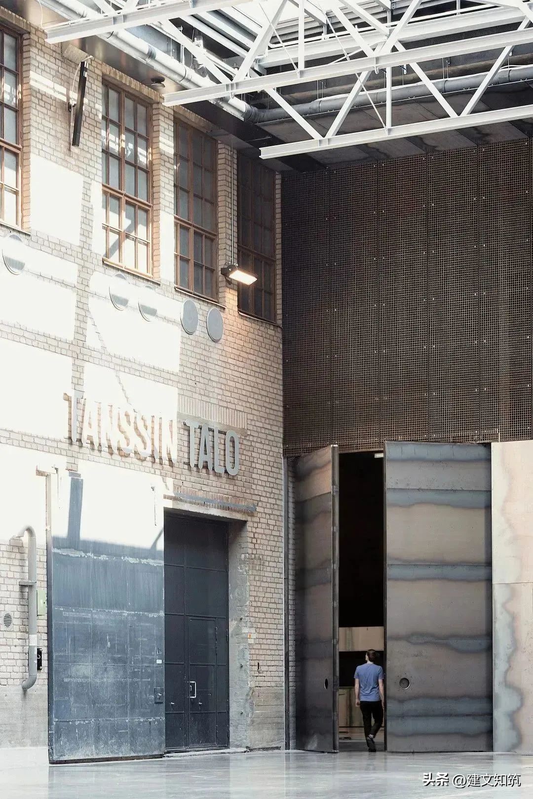 鑺叞璧皵杈涘熀鑸炶箞,鑺叞璧皵杈涘熀鏂囧寲寤虹瓚