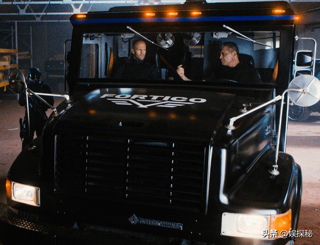 在复仇中寻找正义，看《人之怒》感受两者的碰撞与探索