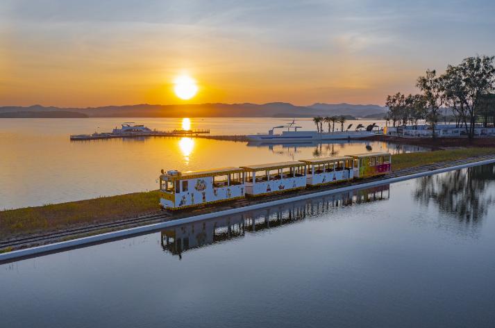 一起约“惠”吧！@上海、全国的游客朋友们，春日游鹰潭优惠来袭