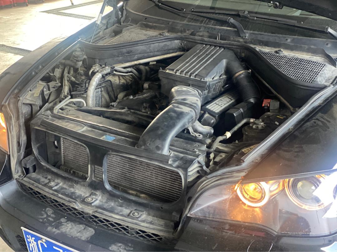 翻新整备一台老x5,13款宝马x5整备翻新