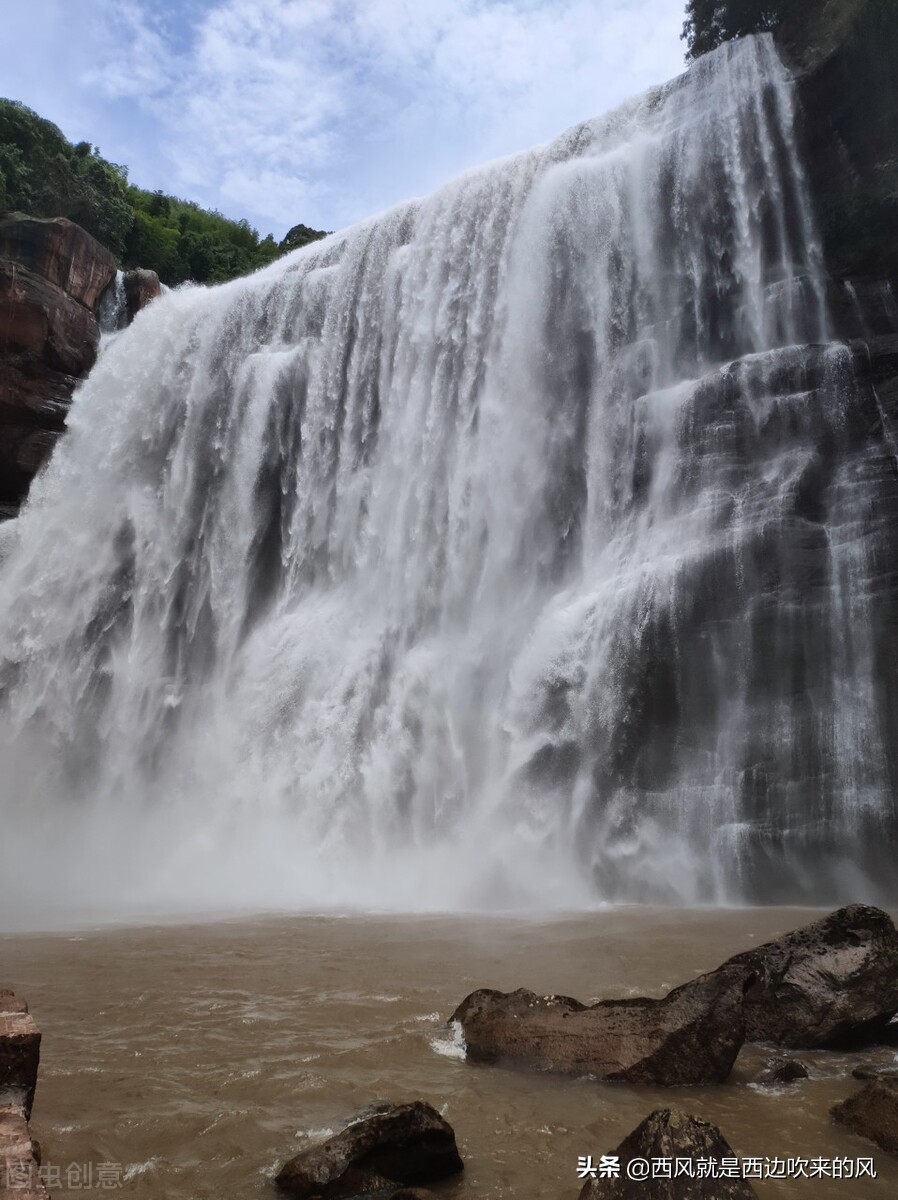 西风低吟#人兽大战，人类设下陷阱，严阵以待兽类大军
