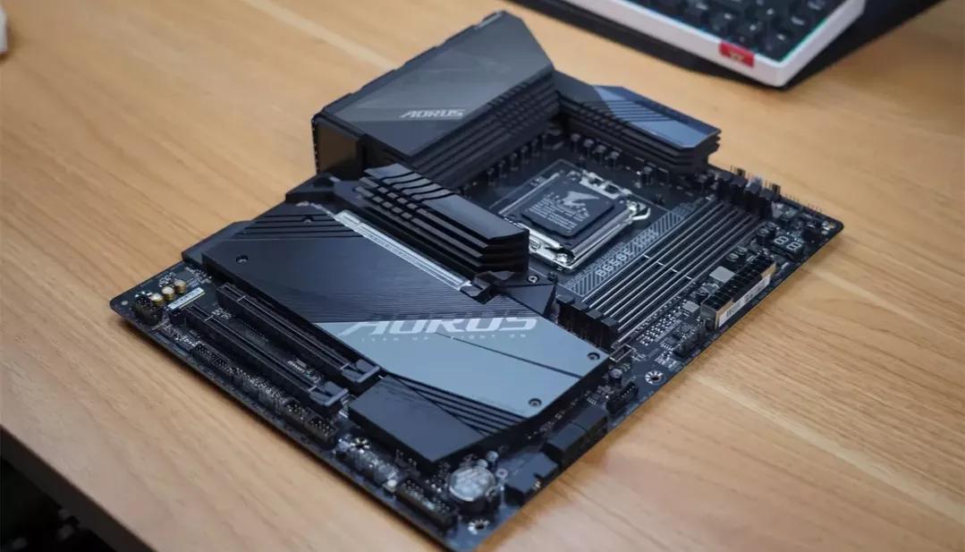 哪些电脑硬件二手不能买,电脑哪些硬件最好不要用二手的