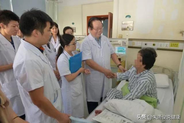 从广东汕头走出来的国医大师，有这样一位著名的中医肿瘤内科专家
