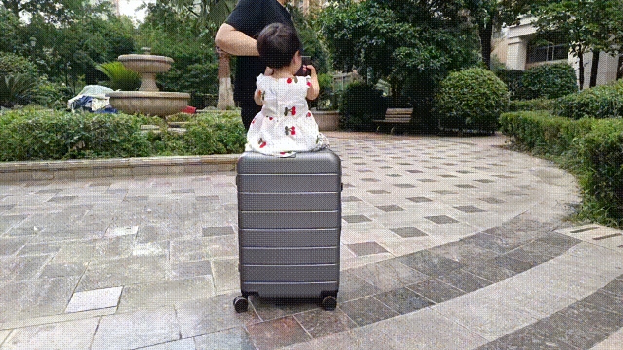 带着米家旅行箱开启出行新体验,推荐米家行李箱