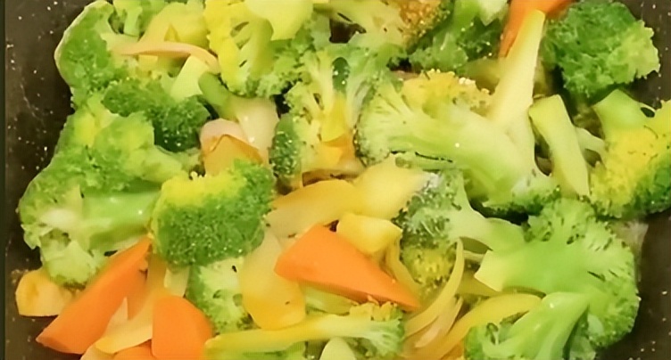 痛风最怕这5类食物尿酸降得快,尿酸痛风忌口的食物一览表